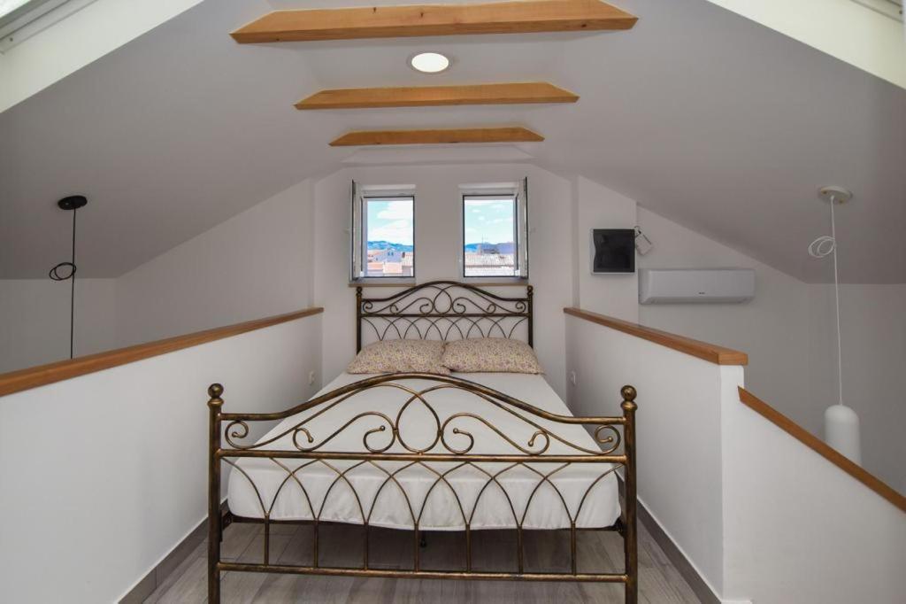 Tissa-Novalja Apartment Ngoại thất bức ảnh